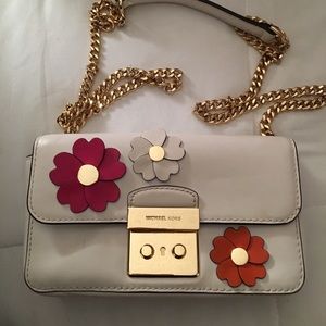 Michael Kors Aplique bag